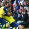 Olivier Giroud Nacho Monreal Everton 01