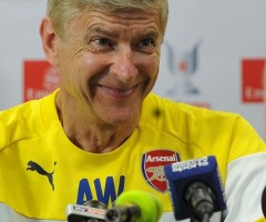 Arsene-Wenger-attends-a-press-conference-at-London-Colney