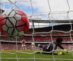 Cech was nowhere for the second goal...