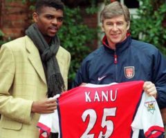 Kanu signs for The Arsenal 