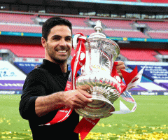 Mikel-Arteta-With-2020-FA-Cup-735x400-1