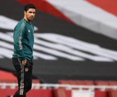 9805c3e04d4b70b00e160df77a41ae5b XL