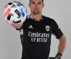 3CFFDA26-3E41-4E3C-B302-8B83988BE40B