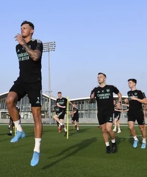 4F16B4B3-09E5-4E9A-B7FD-633919247C00