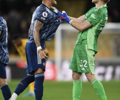 B7AF731D-CFF7-4647-B71F-8EBC7EA7007A