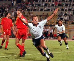 21310D38-3AFF-490D-8318-BBE43546F875