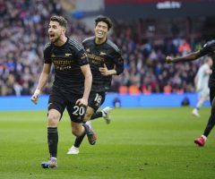 530F4EB4-798C-4C50-8B38-A539DA695B55