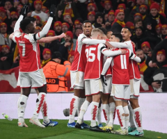 Arsenal players celebrate against Lens