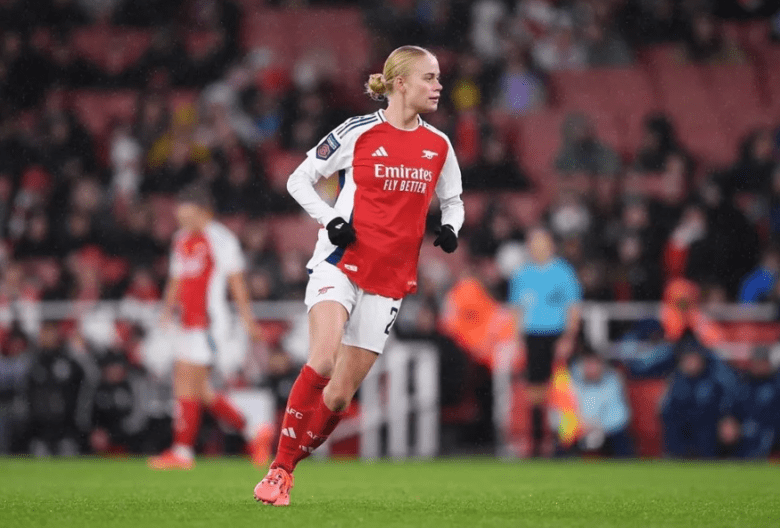 Kathrine Kühl of Arsenal